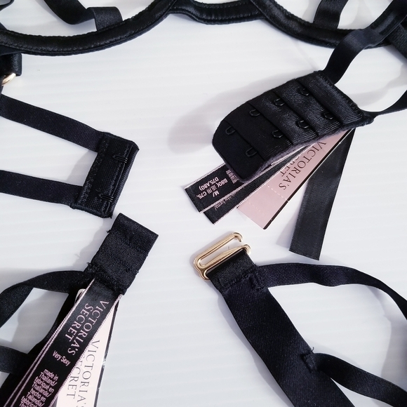 VICTORIA'S SECRET Black Strappy Harness Super Sexy Bra & Garther Belt 2 Pc Set - Picture 10 of 11
